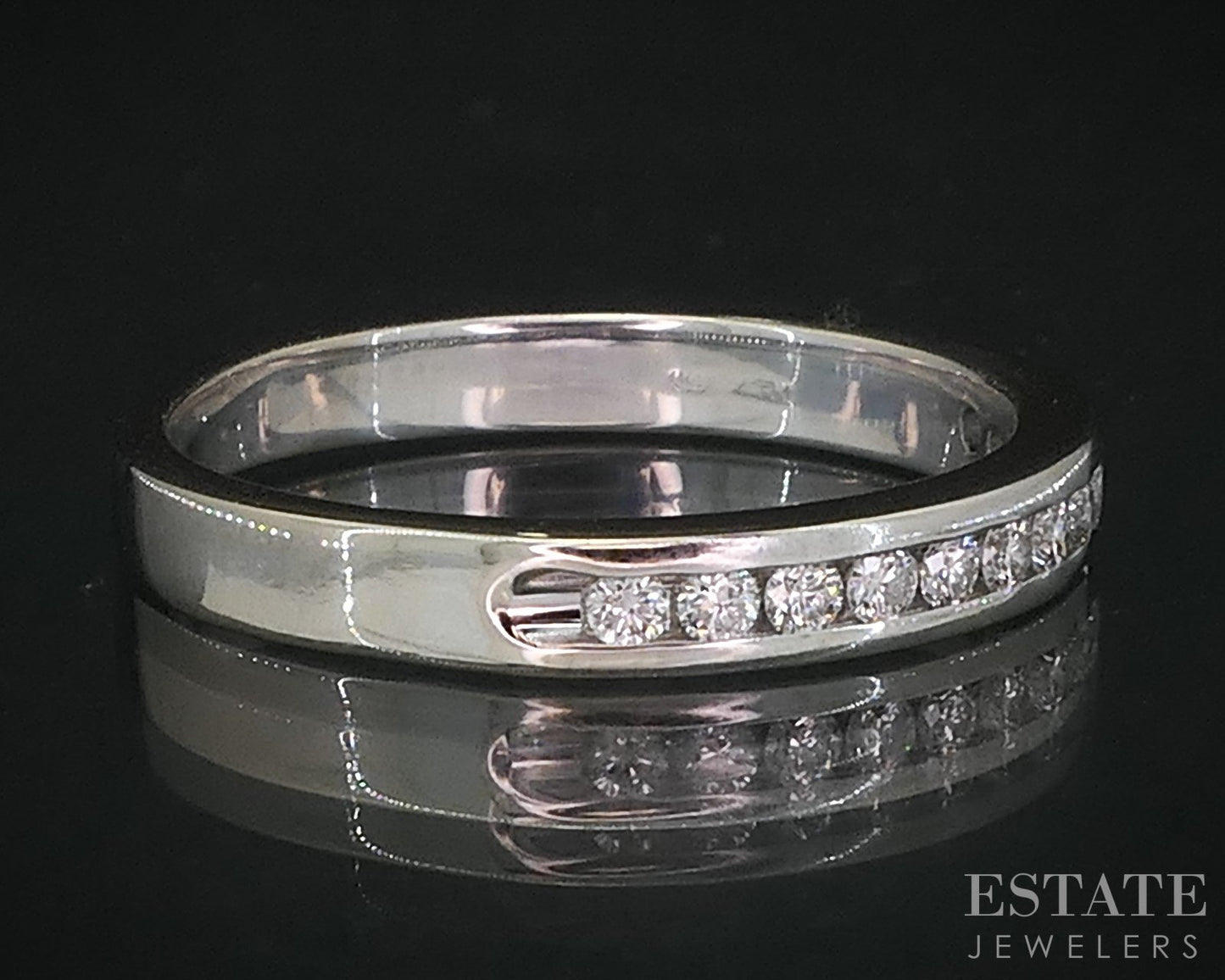 14k White Gold Natural .30ctw Diamond Ladies Wedding Band 3.2g i19031b