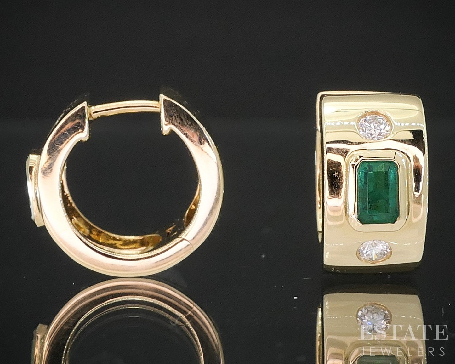 18k Yellow Gold Natural Emerald & Diamond Huggie Hoop Earrings 5.5g i19190
