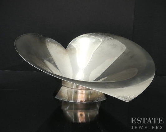 Sterling Tiffany & Co. Makers 23678 Footed Heart Candy Bowl Dish 208g i19216