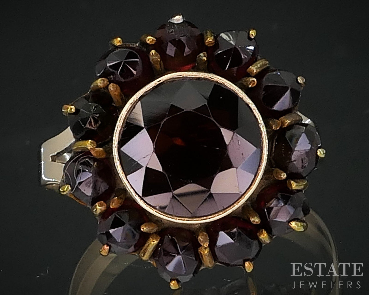Antique Victorian 9k Yellow Gold Natural Bohemian Garnet Cluster Ring 3g i19209