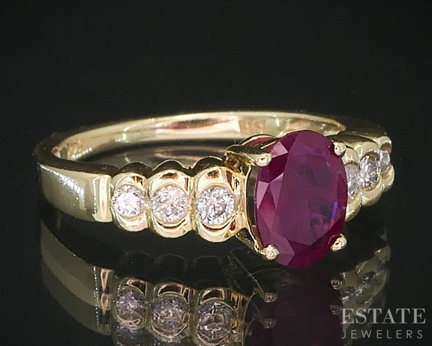 14k Yellow Gold EFFY Oval Natural Ruby & Diamond Ladies Ring 2.5g i19244
