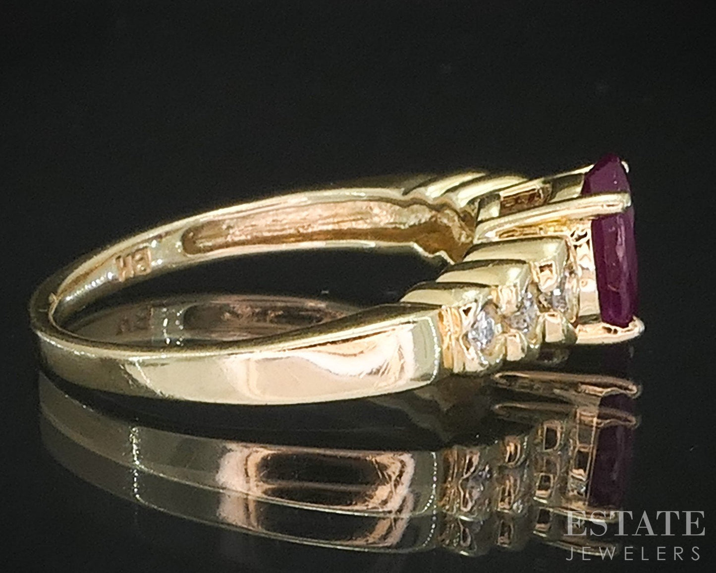 14k Yellow Gold EFFY Oval Natural Ruby & Diamond Ladies Ring 2.5g i19244
