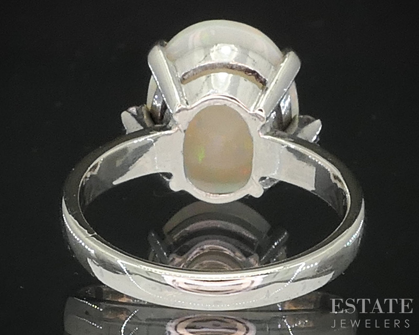Vintage 14k White Gold Oval Natural Opal & Diamond Ladies Ring 5.0g i19334