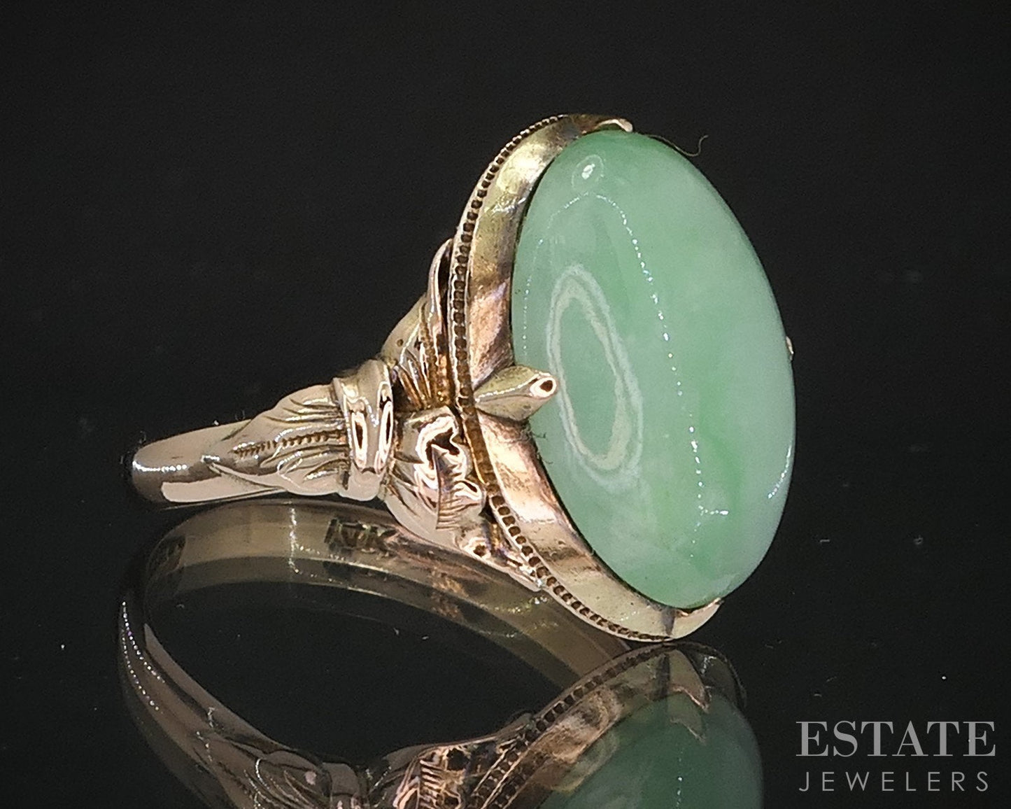 Vintage 14k Yellow Gold Oval Natural Jadeite Jade Ladies Ring 4.6g i19349