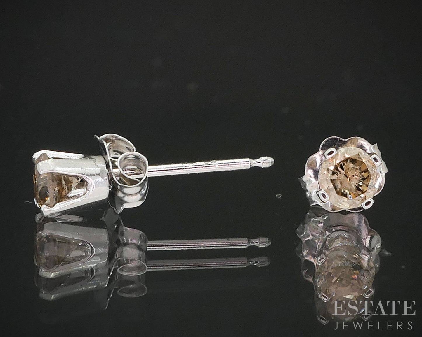 14k White Gold Round Natural .22ctw Champagne Diamond Stud Earrings i19386b