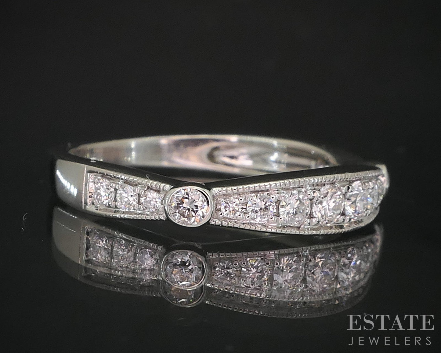 14k White Gold Round Natural .25ctw Diamond Ladies Wedding Band 2.4g i19411