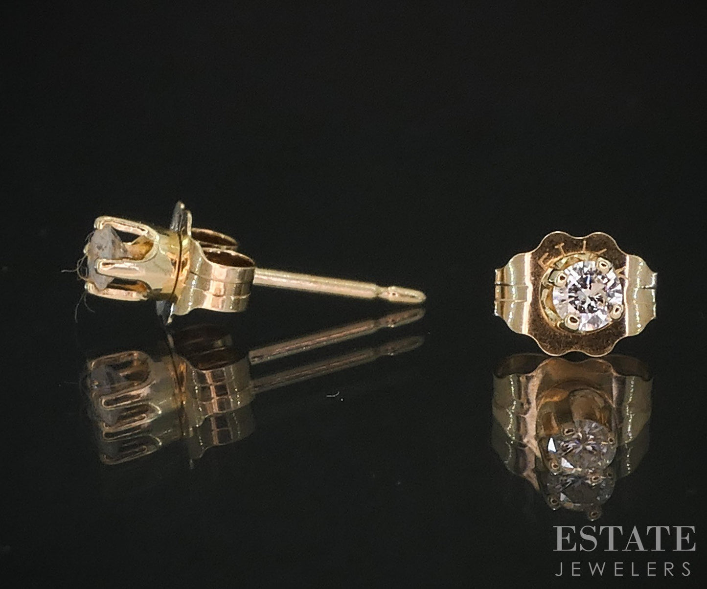 14K Yellow Gold Round Natural .10ctw Diamond Stud Earrings i19452b