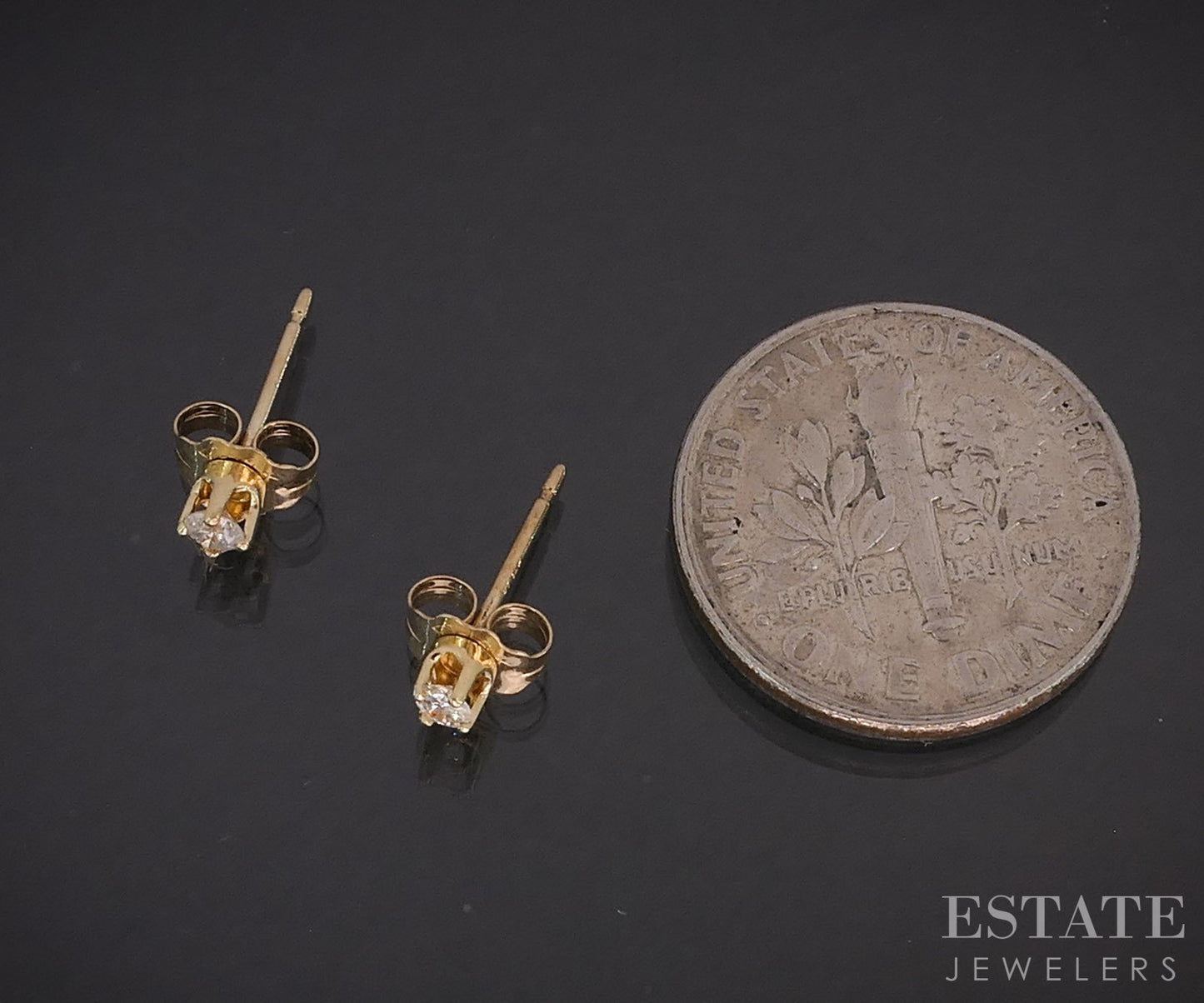 14K Yellow Gold Round Natural .10ctw Diamond Stud Earrings i19452b