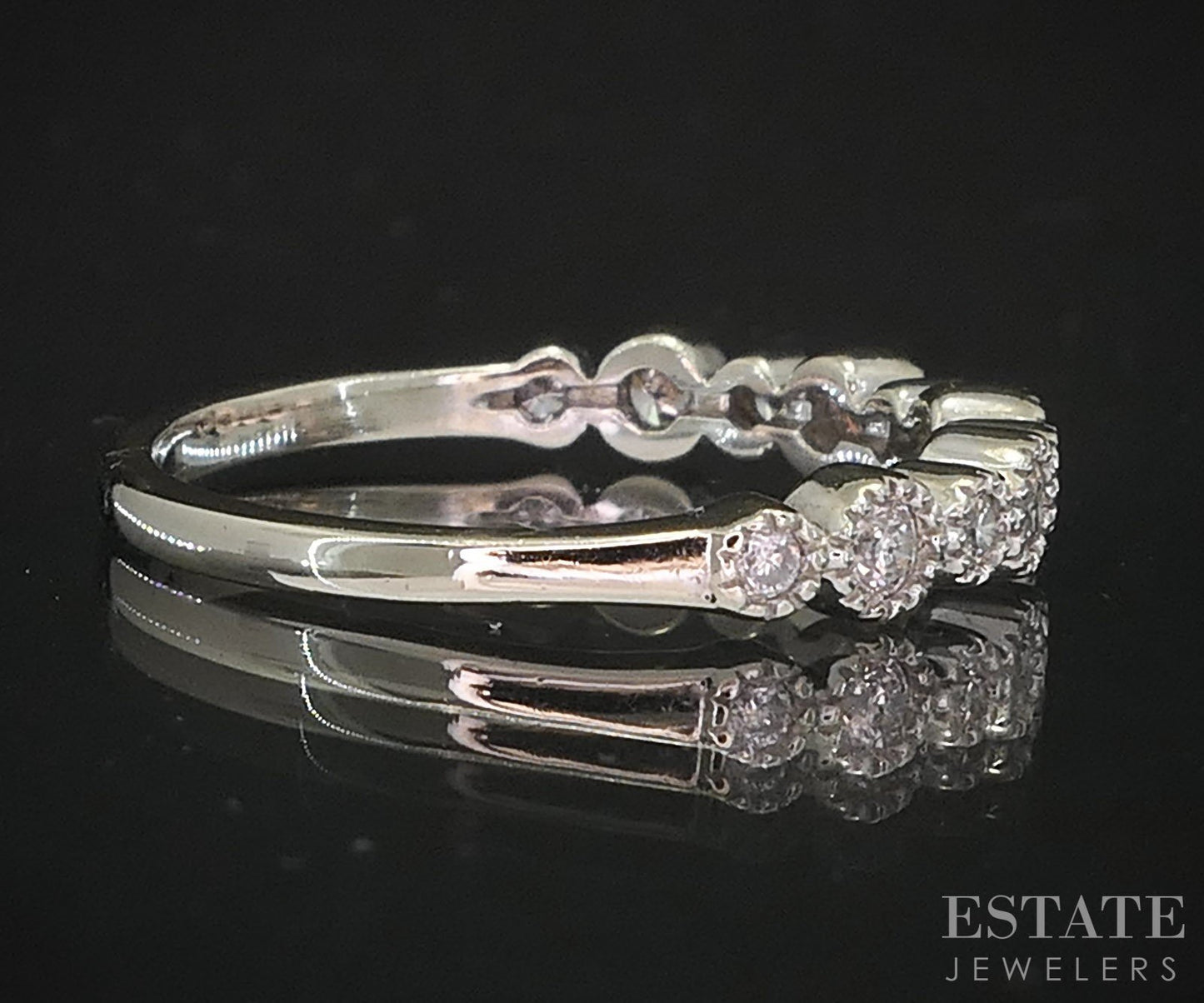10k White Gold Natural .20ctw Diamond Ladies Wedding Band 1.6g i19434b