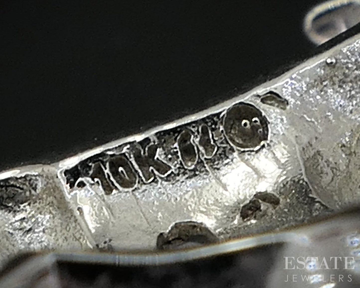 10k White Gold Natural .08ctw Diamond Puppy Dog Charm Pendant 1.7g i19427