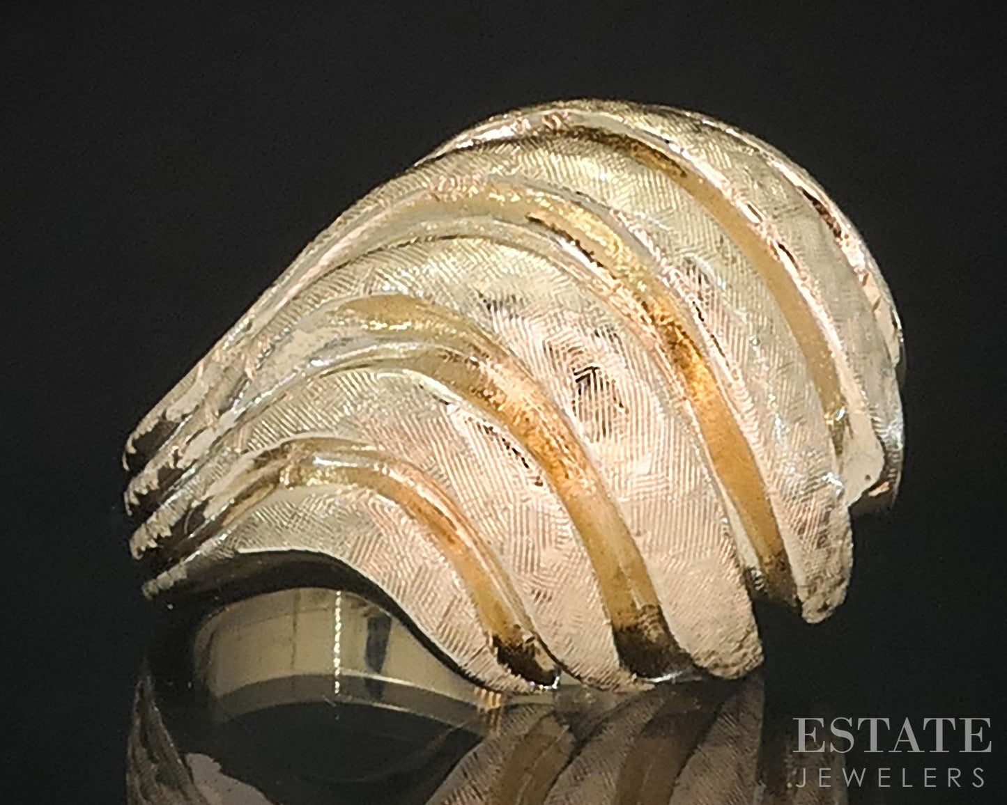 14k Yellow Gold Domed Shrimp Style Large Ladies Band Ring 12.4g i19444