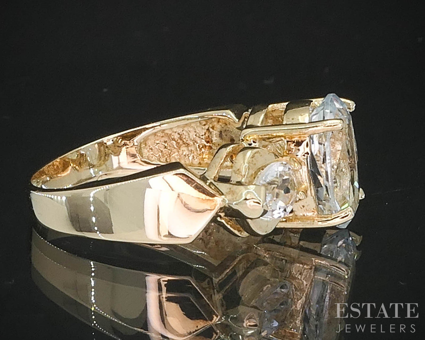 10k Yellow Gold Oval Natural Aquamarine Ladies Ring 4.3g i19549b