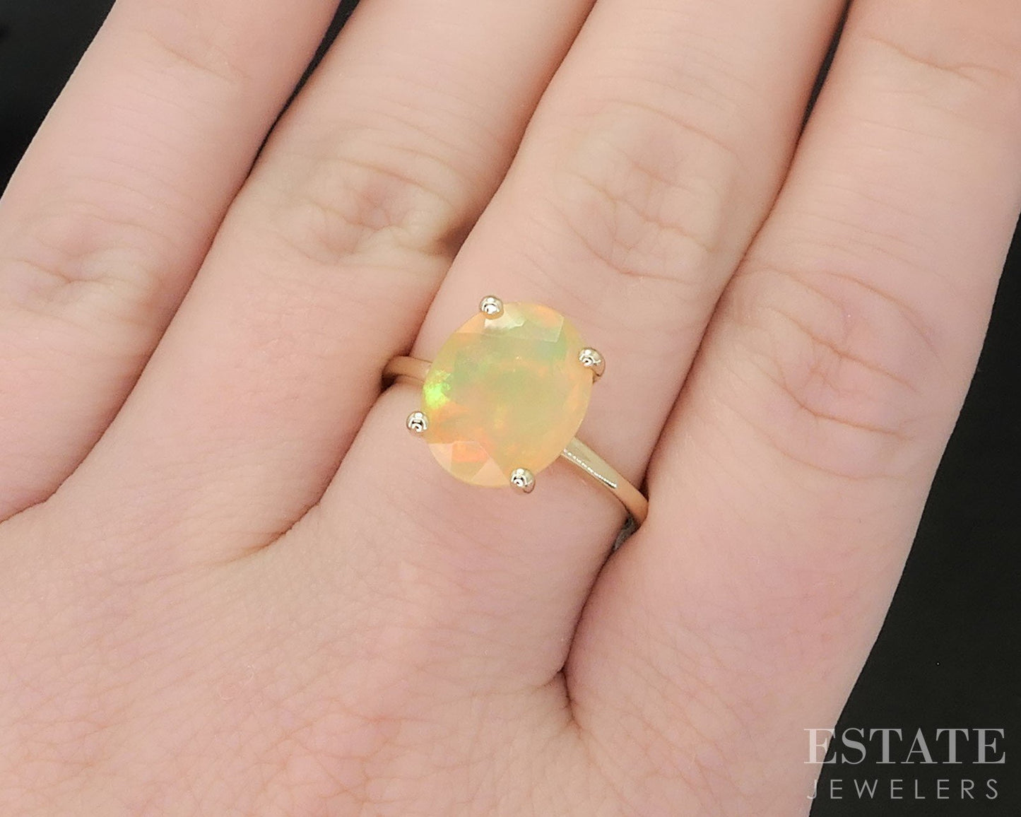 10k Yellow Gold Oval Natural Jelly Opal Solitaire Ladies Ring 3.1g i19554b