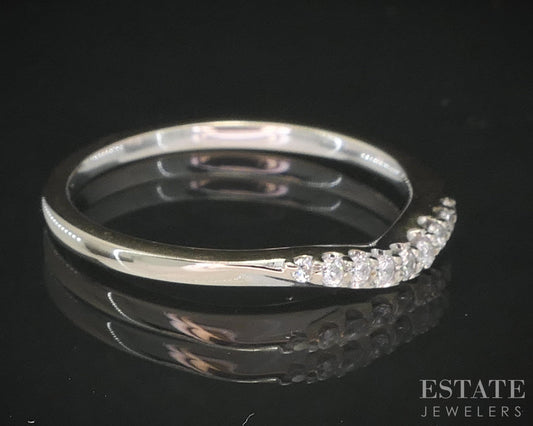 14k White Gold Natural .10ctw Diamond Ladies Wedding Band 1.9g i19540b