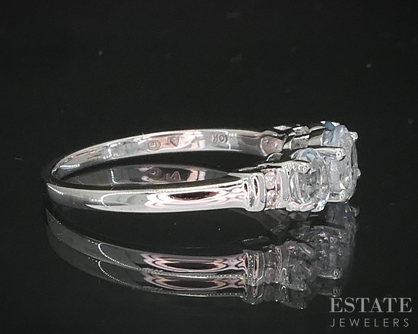 10k White Gold Round Natural Aquamarine & Diamond Ladies Ring 1.6g i19560