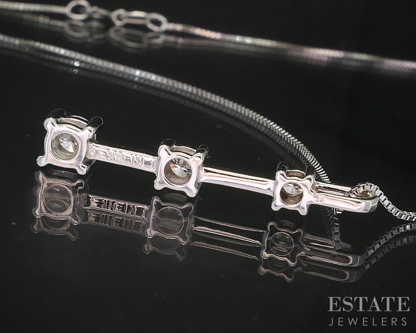 14k White Gold Round Natural .25ctw Diamond Three Stone Necklace 2g 18"L i19566