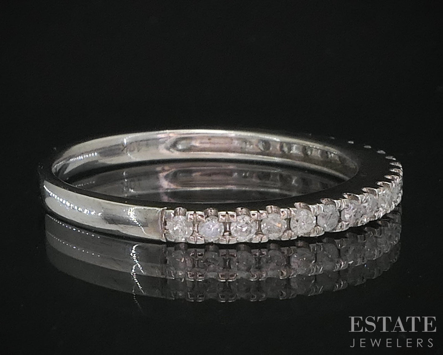 10k White Gold Natural .20ctw Diamond Ladies Wedding Band 1.4g i19589b