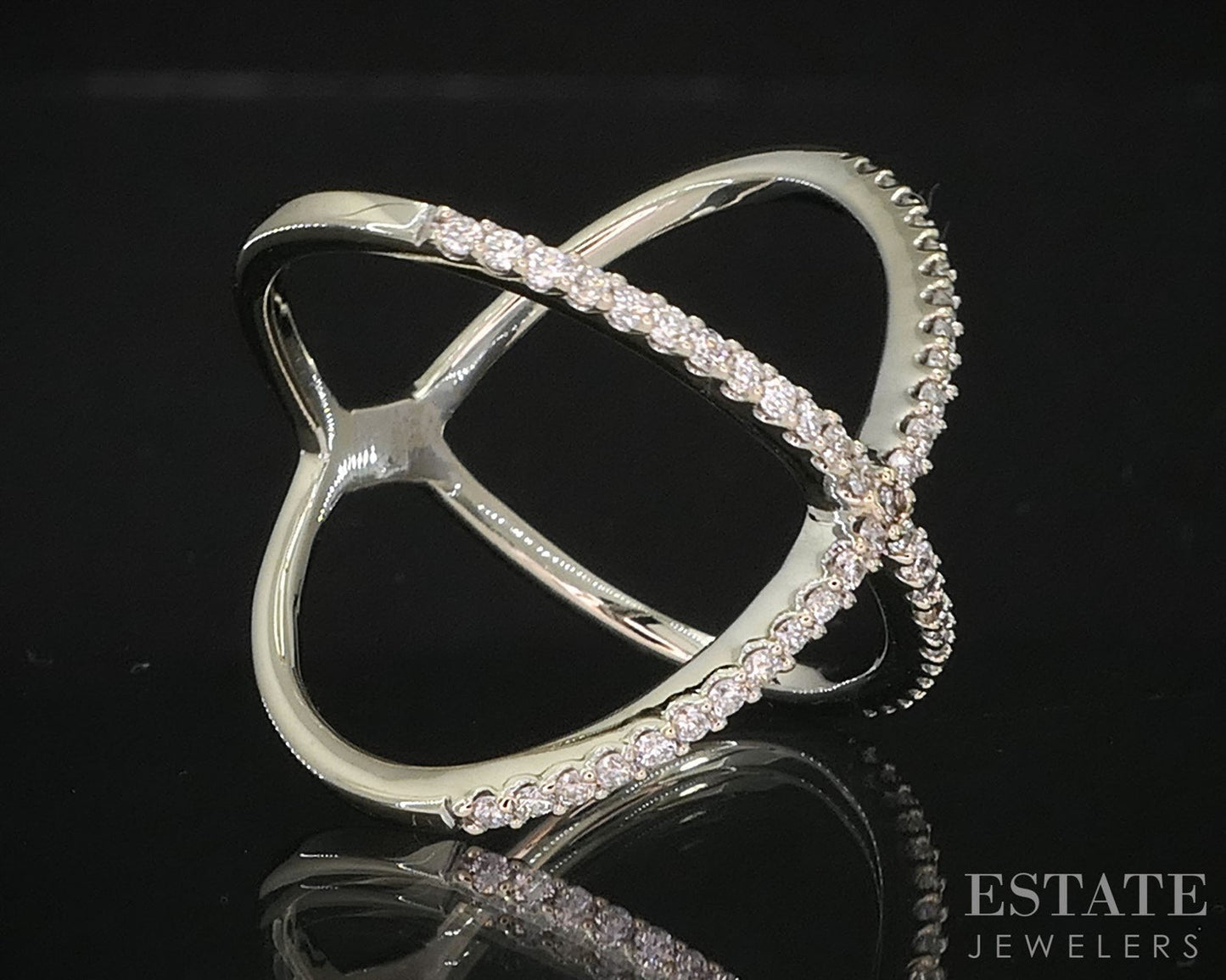 14k White Gold Natural .24ctw Diamond Ladies X-Band Ring 3.6g i19689b
