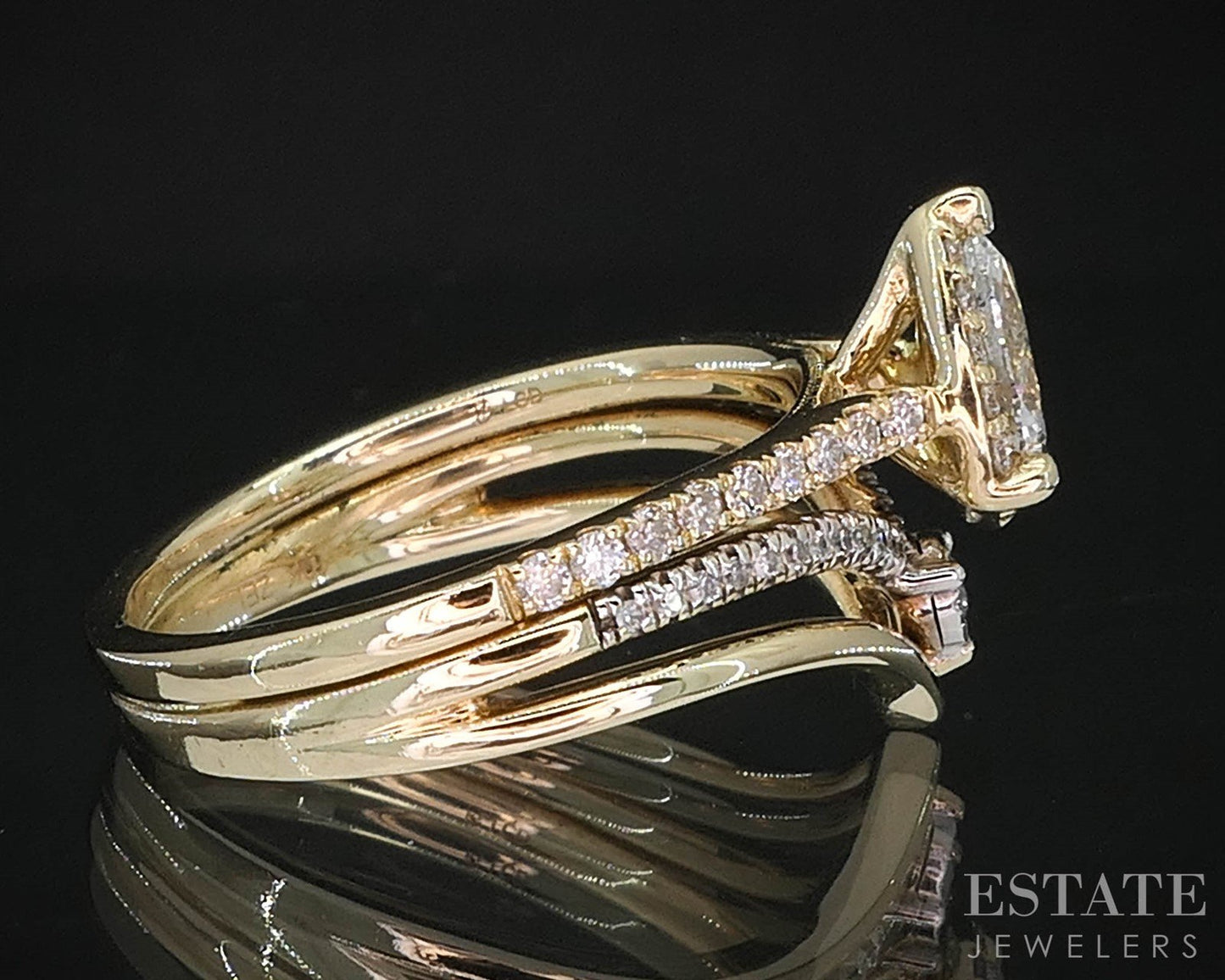 10k/14k Yellow Gold Pear Lab Created .75ctw Diamond Wedding Set 4.9g i19700b