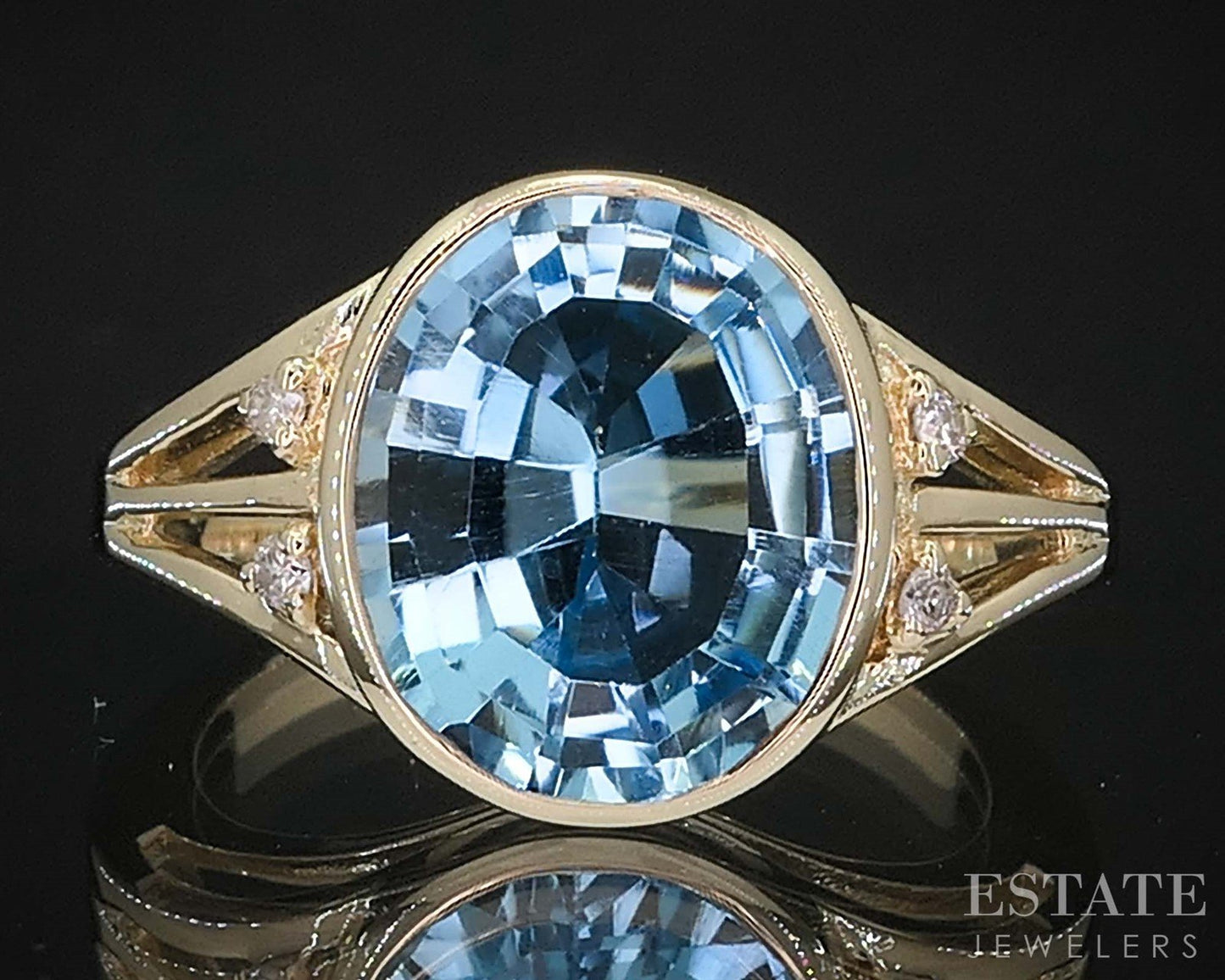 10k Yellow Gold Oval Natural Blue Topaz & Diamond Ladies Ring 4.5g i19705b