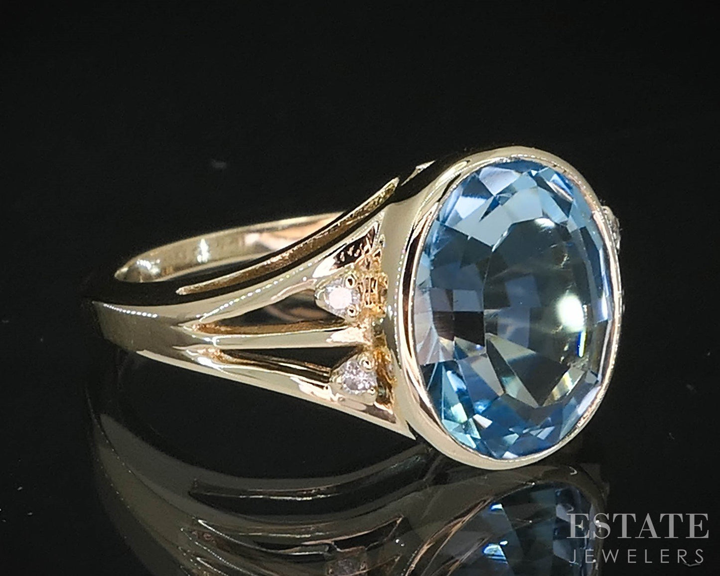 10k Yellow Gold Oval Natural Blue Topaz & Diamond Ladies Ring 4.5g i19705b