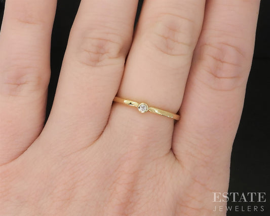22k Yellow Gold Natural .02ct Diamond Ladies Band Ring 2.3g i19703b