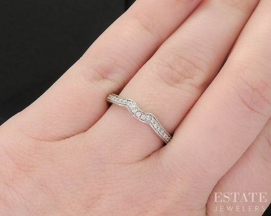 14k White Gold Natural .10ctw Diamond Ladies Contour Wedding Band 1.3g i19763
