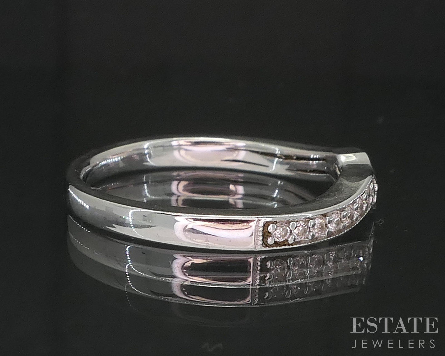 14k White Gold Natural .10ctw Diamond Ladies Contour Wedding Band 1.3g i19763