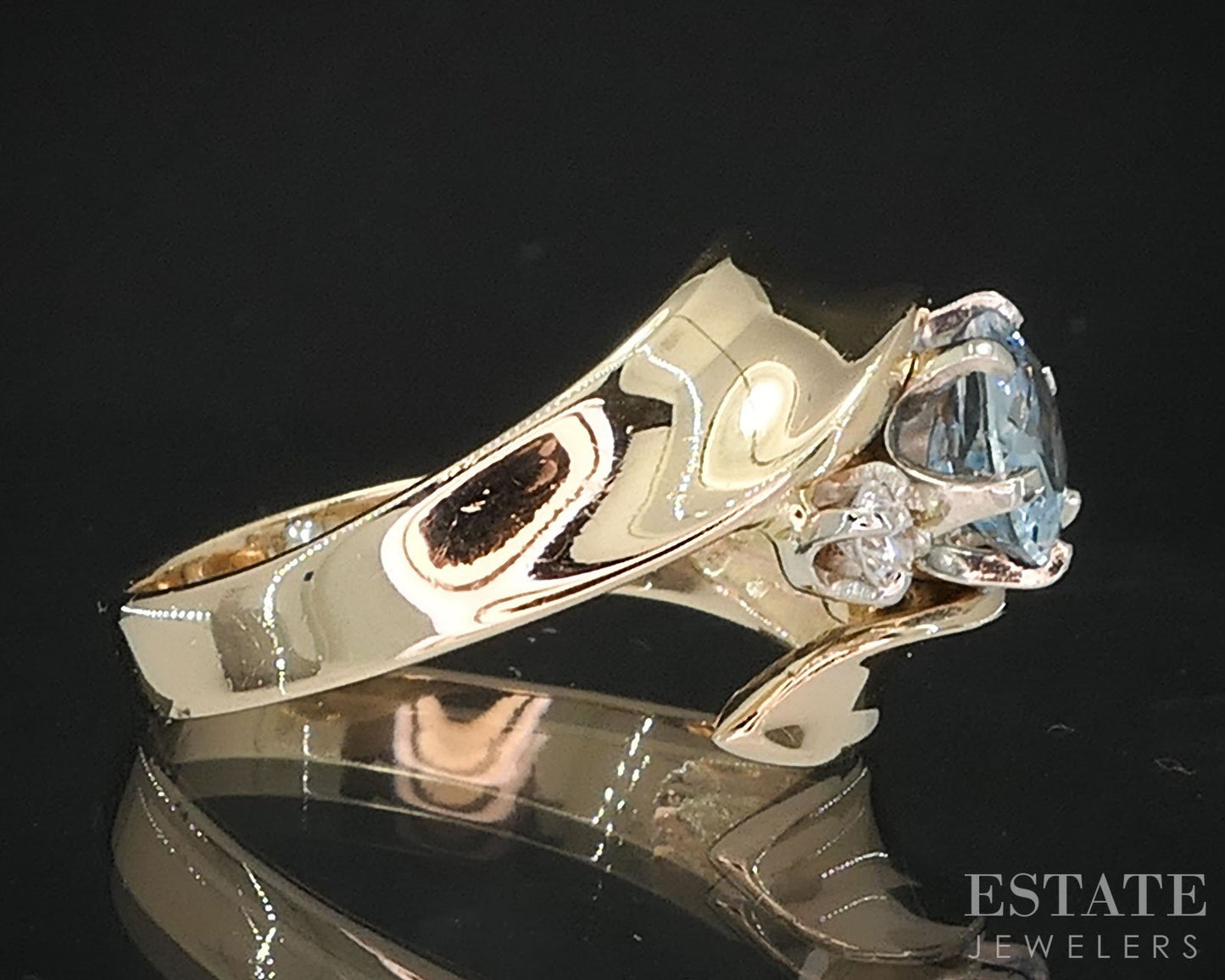 14k Yellow Gold Oval Natural 1.1ct Aquamarine & Diamond Ladies Ring 5g i19789