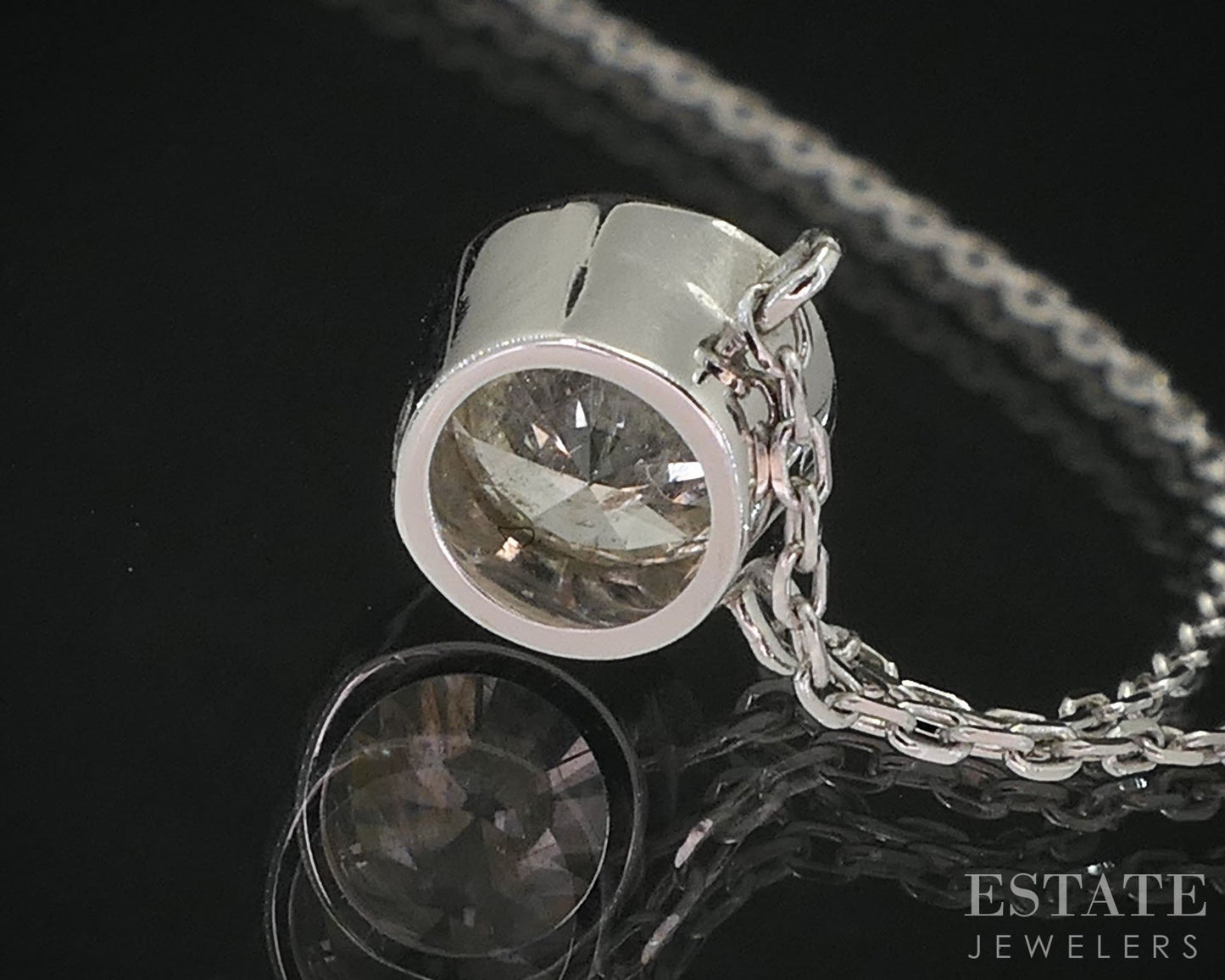 14k White Gold Round Natural .50ct Diamond Bezel Solitaire Necklace 1.5g i19799