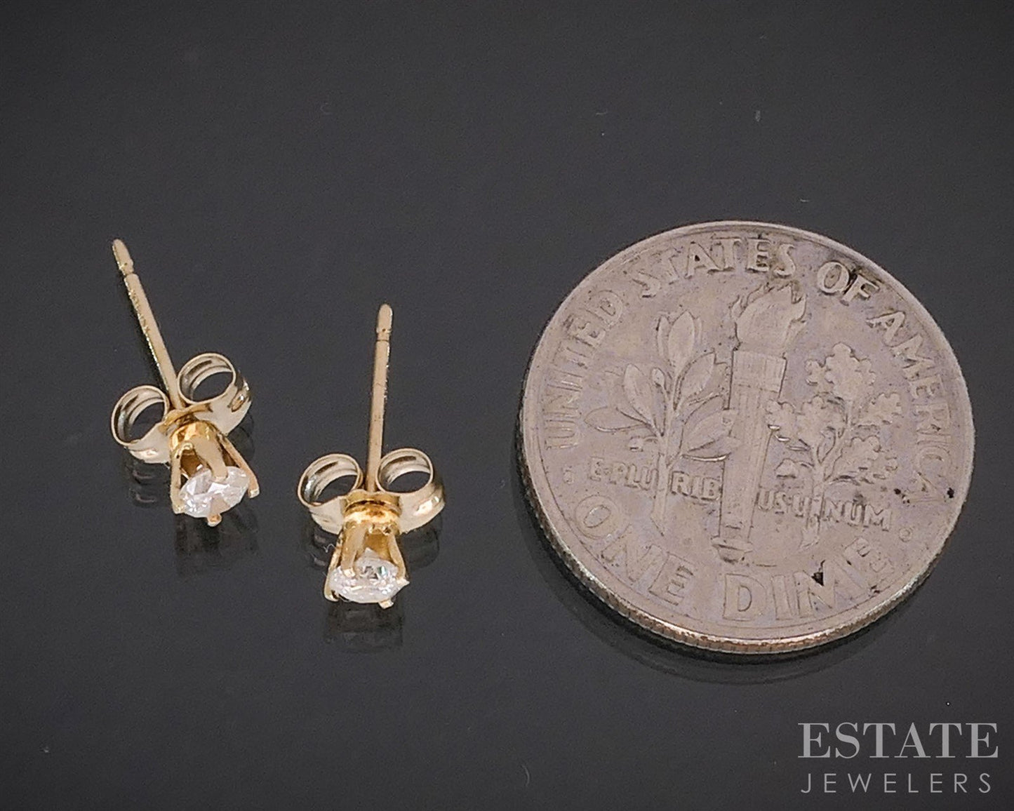 14k Yellow Gold Round Natural .16ctw Diamond Stud Earrings i19844b