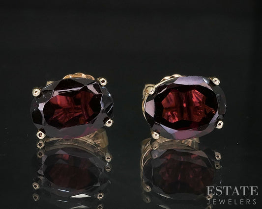 14k Yellow Gold Oval Natural Garnet Stud Earrings 1.8g i19845b