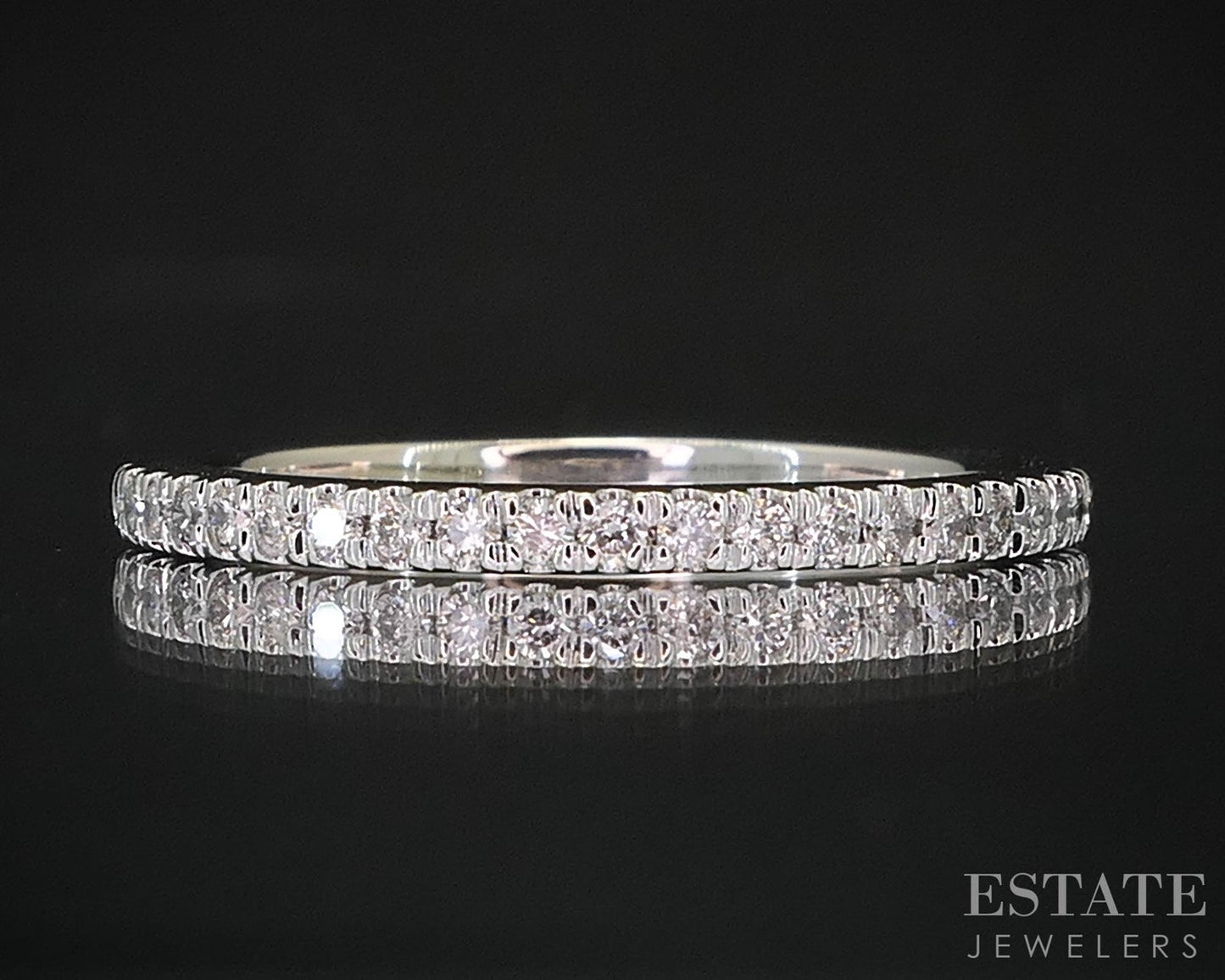 14k White Gold Natural .10ctw Diamond Ladies Wedding Band 2.1g i19884