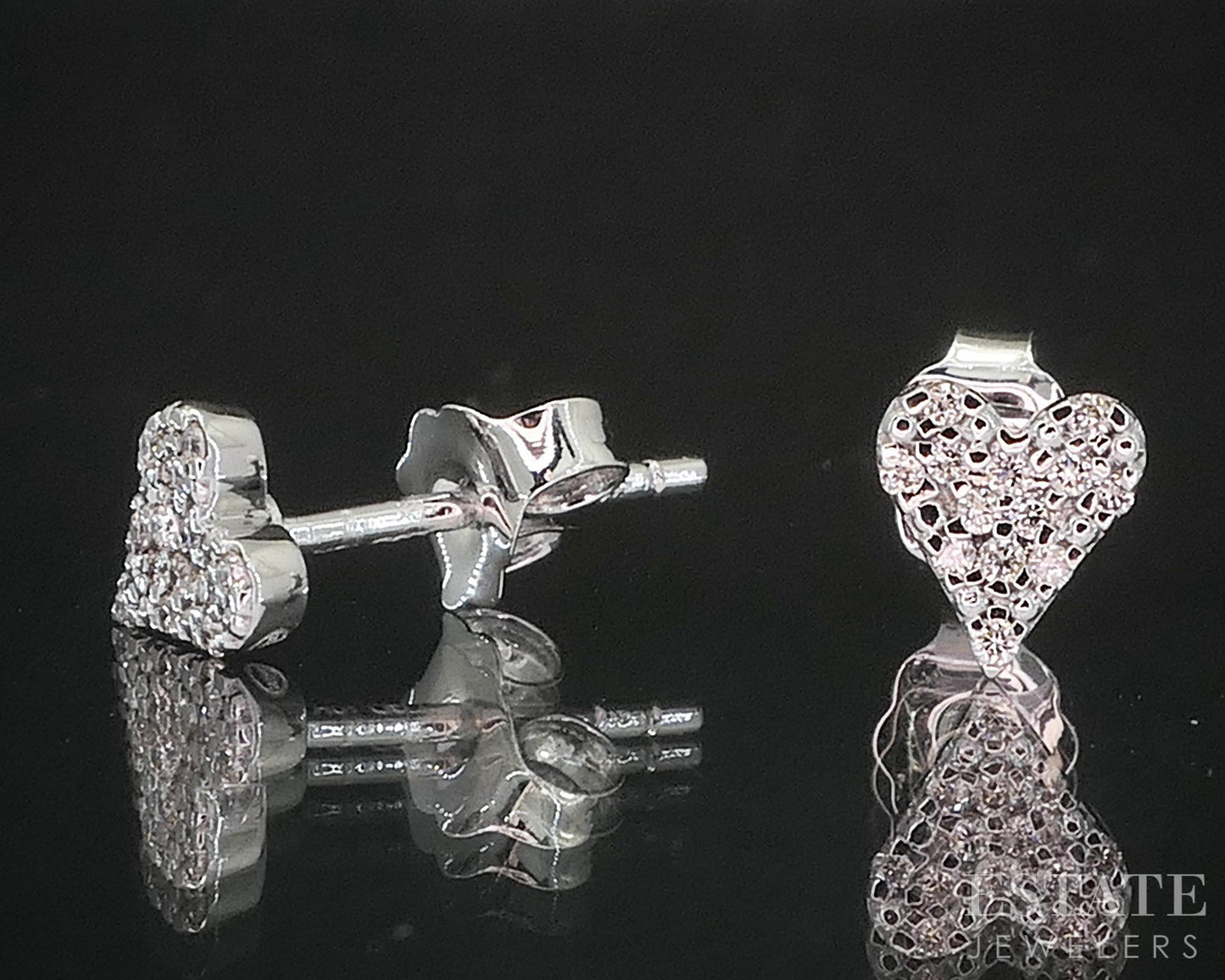 10k White Gold Lab Created .07ctw Diamond Heart Stud Earrings i19939
