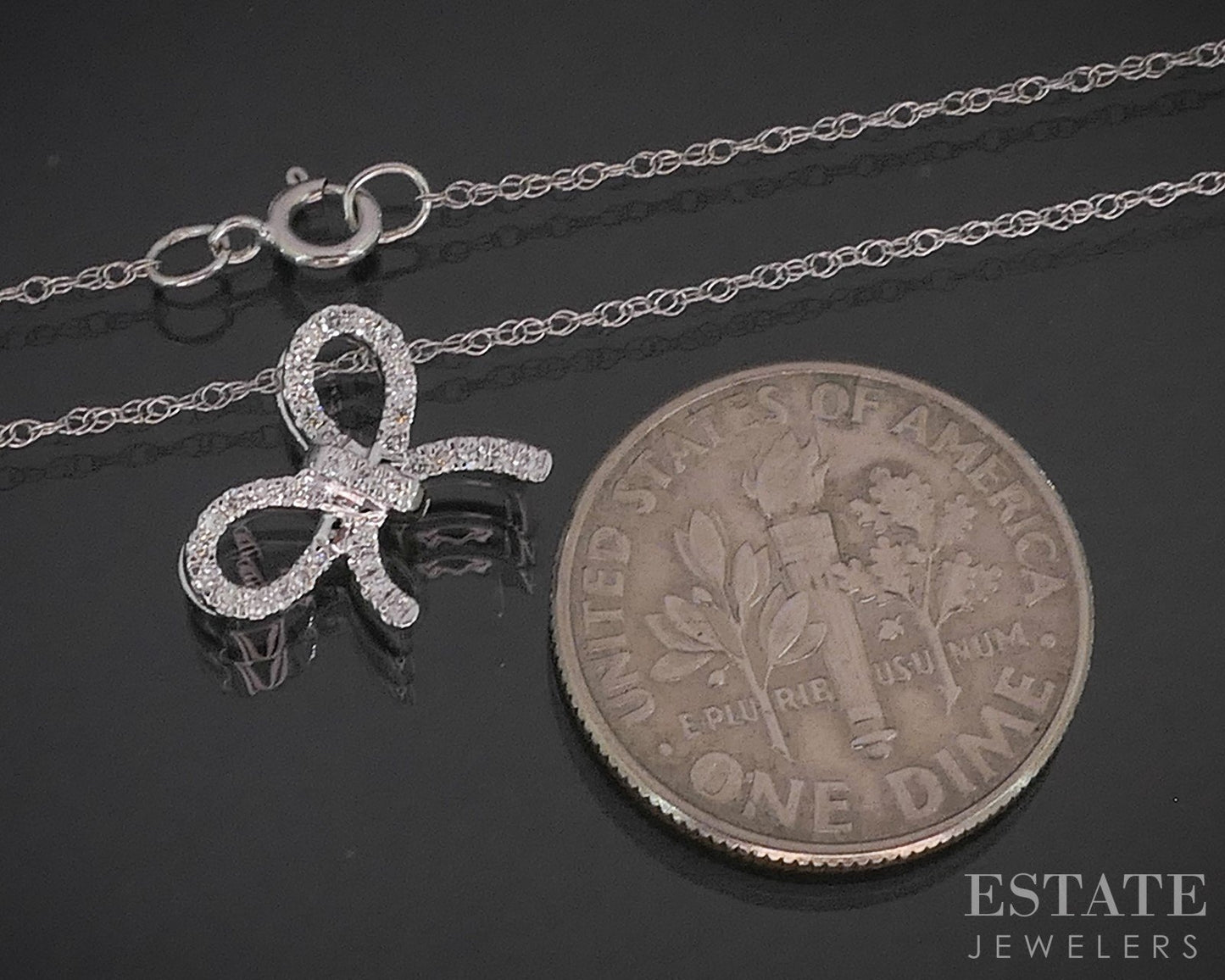 10k White Gold Lab Created .17ctw Diamond Bow Ladies Necklace 0.7g 18"L i19944