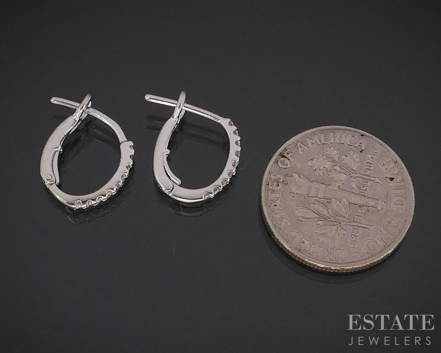 18k White Gold Round Natural .09ctw Diamond Hoop Huggie Earrings 1.4g i20018
