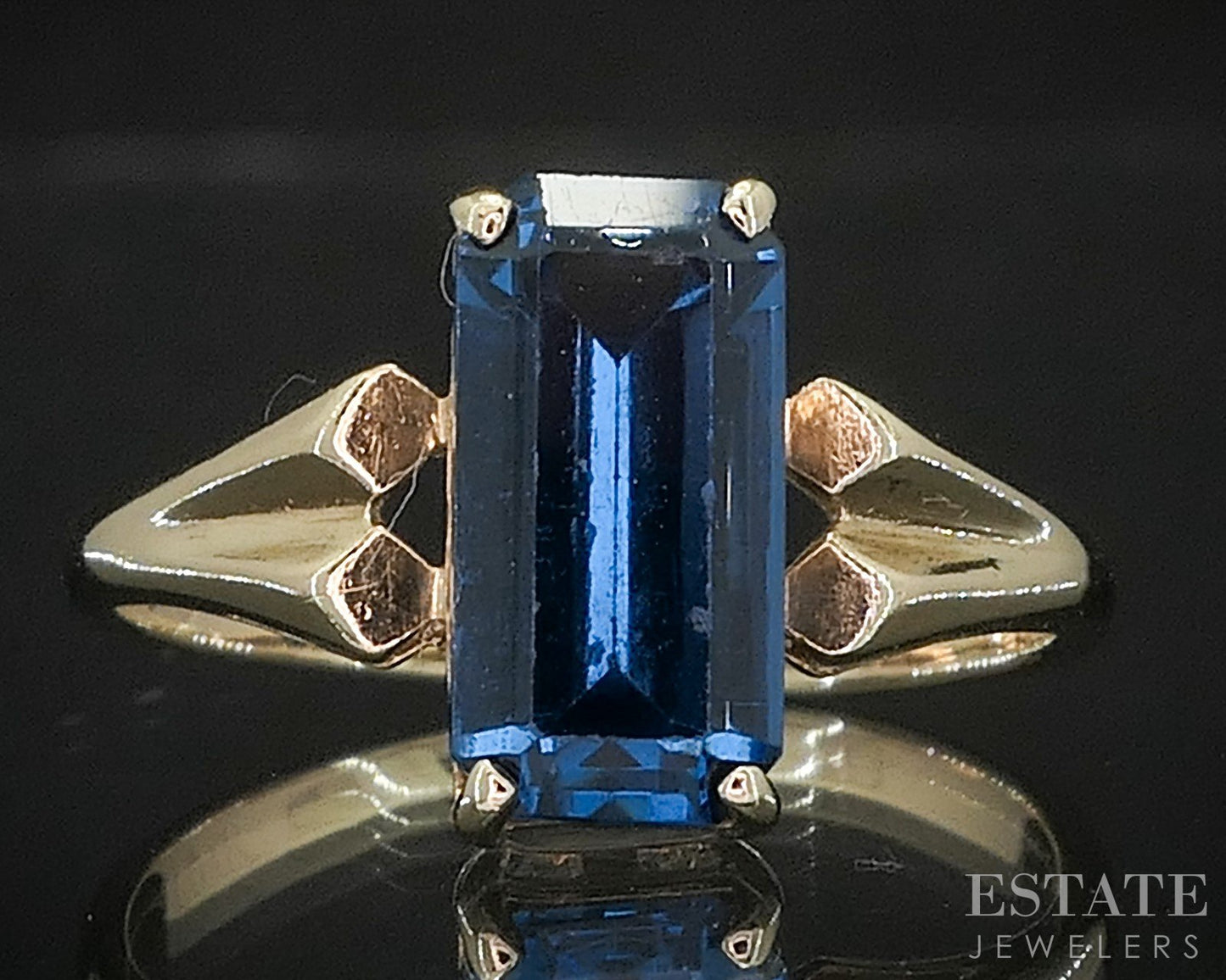 Vintage 10k Yellow Gold Natural Blue Topaz Ladies Ring 1.6g i20104b