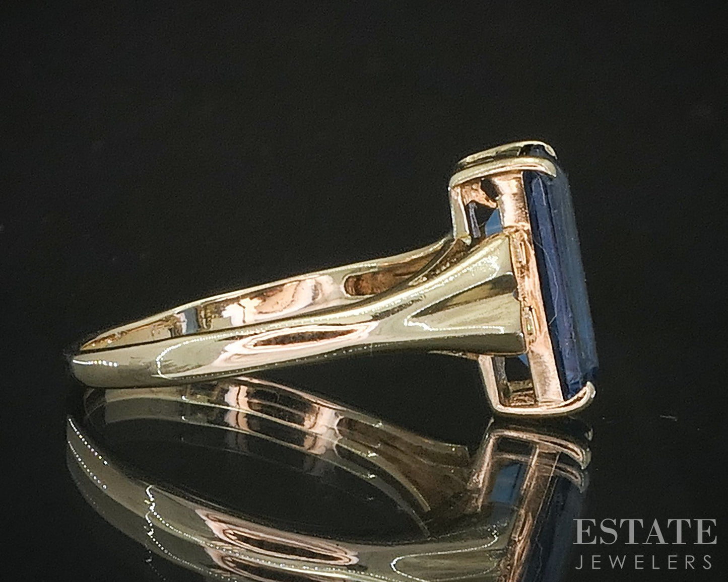 Vintage 10k Yellow Gold Natural Blue Topaz Ladies Ring 1.6g i20104b
