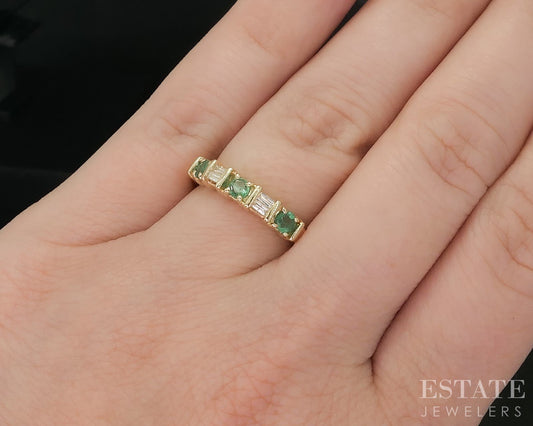 14k Yellow Gold Natural Emerald & Diamond Ladies Band Ring 2.6g i20107b