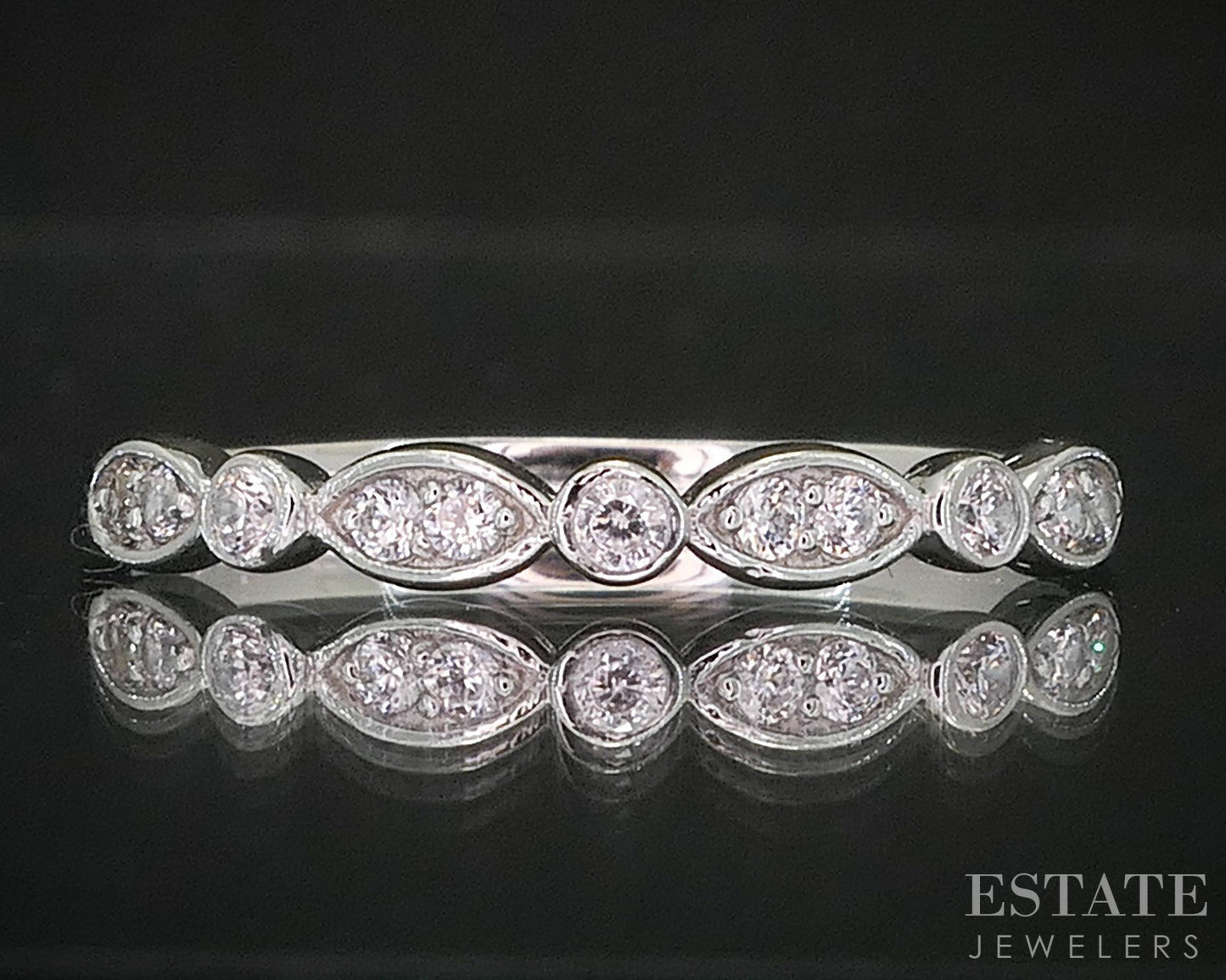 14k White Gold 2mm Natural .10ctw Diamond Ladies Wedding Band 1.8g i20110b