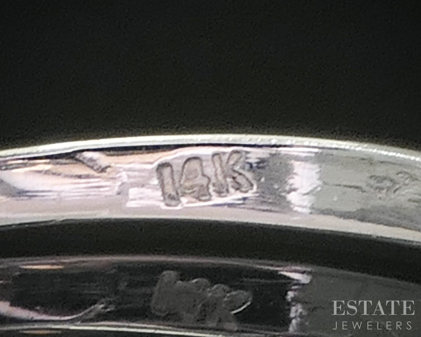 14k White Gold 2mm Natural .10ctw Diamond Ladies Wedding Band 1.8g i20110b