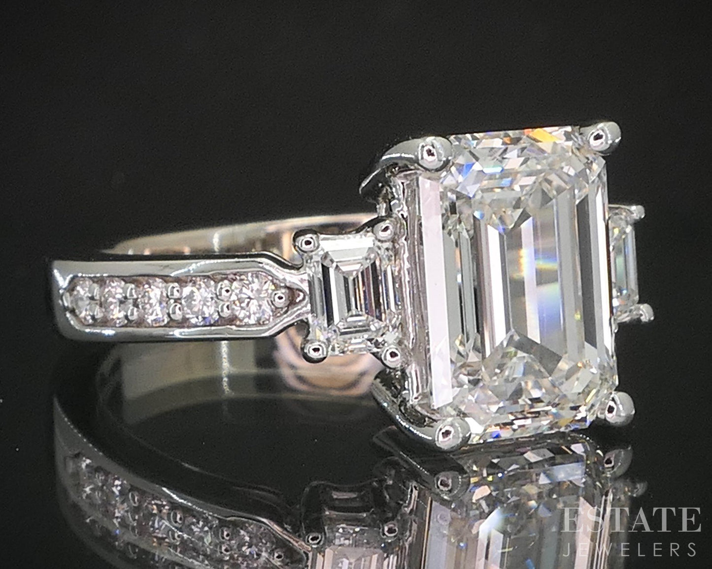 18k White Gold IGI Lab Created Emerald 2.84ct Diamond Engagement Ring i20139