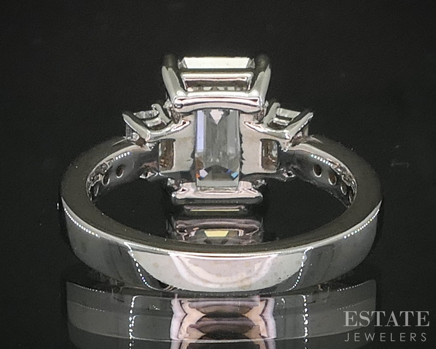 18k White Gold IGI Lab Created Emerald 2.84ct Diamond Engagement Ring i20139