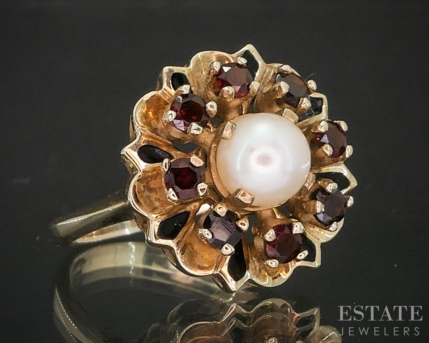 Vintage 10k Yellow Gold 5.5mm Akoya Pearl & Garnet Ladies Ring 5.1g i20188