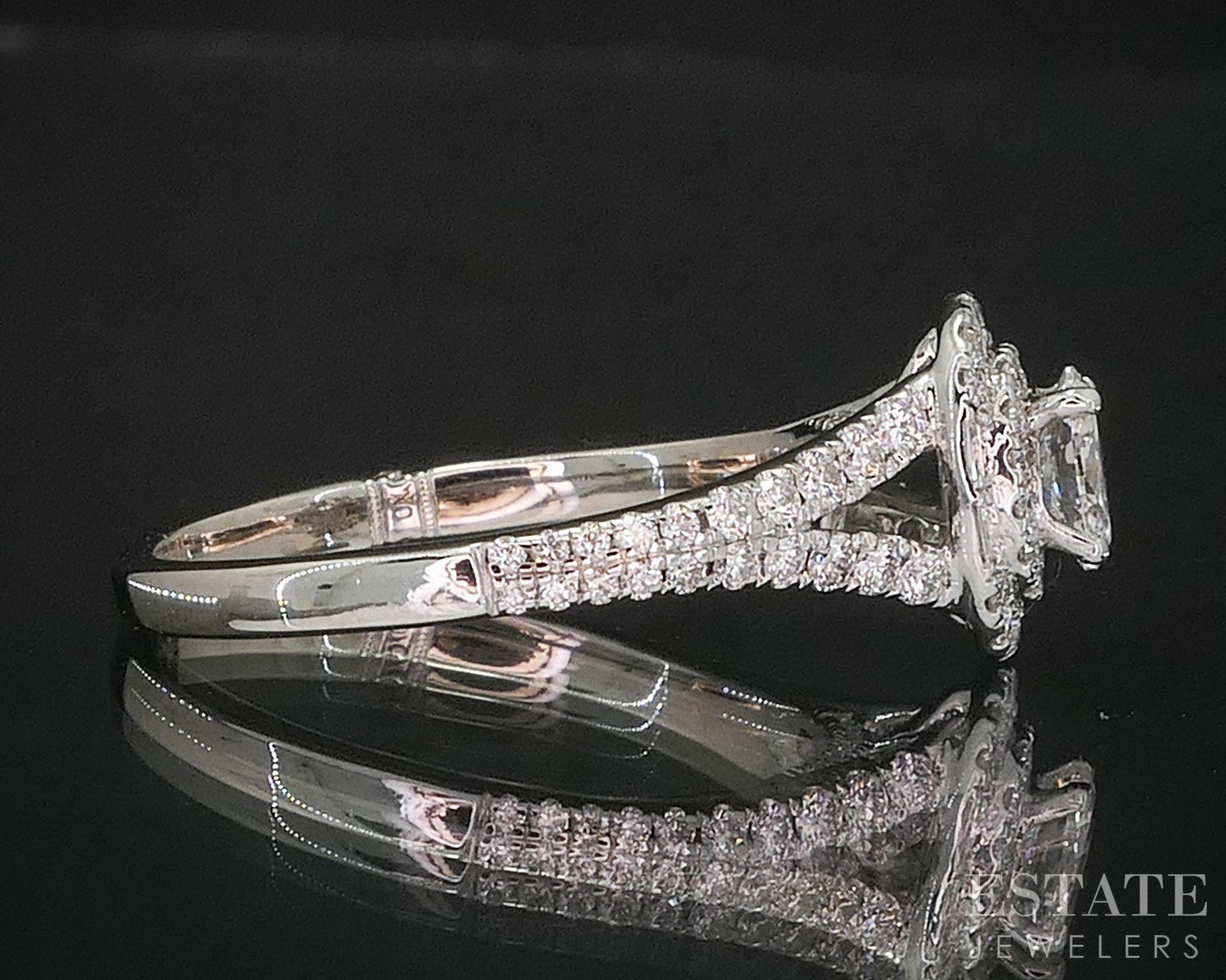 18k White Gold Oval .56ctw Diamond Monique Lhullier Engagement Ring 4.1g i20203