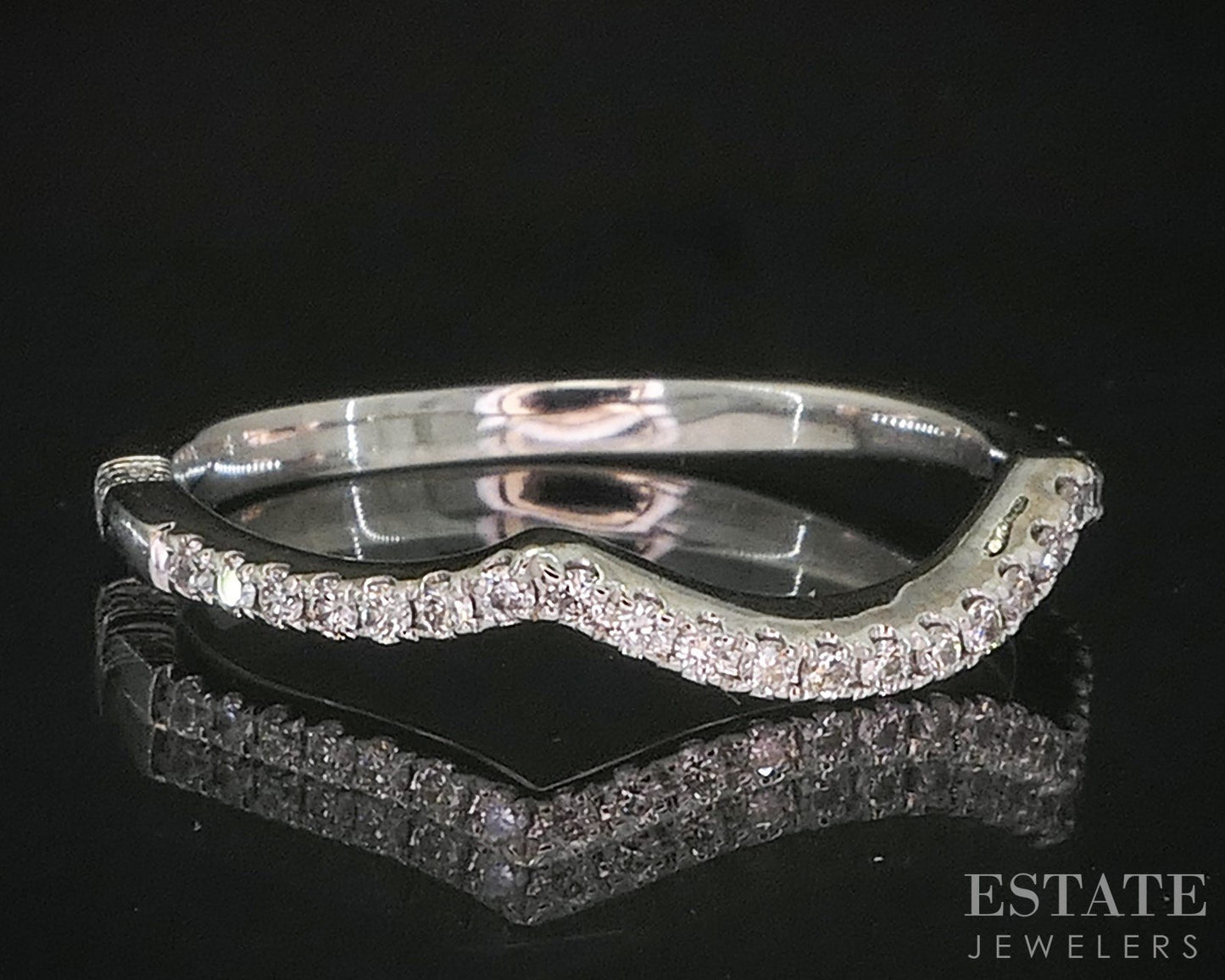 18k White Gold Natural .06ctw Diamond Monique Lhullier Wedding Band 2.1g i20204