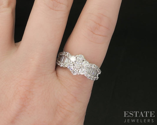 Platinum Round Natural 1.00ctw Diamond Cluster Engagement Ring 8.4g p16170b