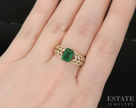 14k Yellow Gold EFFY Natural Emerald & Diamond Ladies Ring 4.9g p16294
