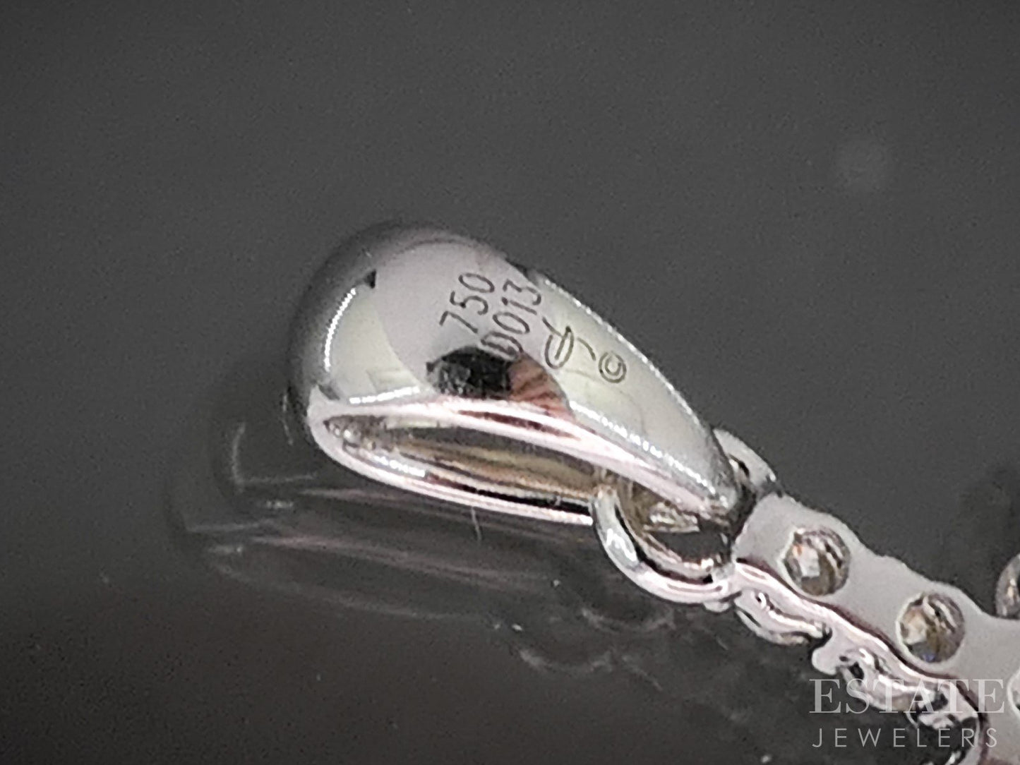 18k White Gold Natural .13ctw Diamond Cross Pendant 0.5g p18056b
