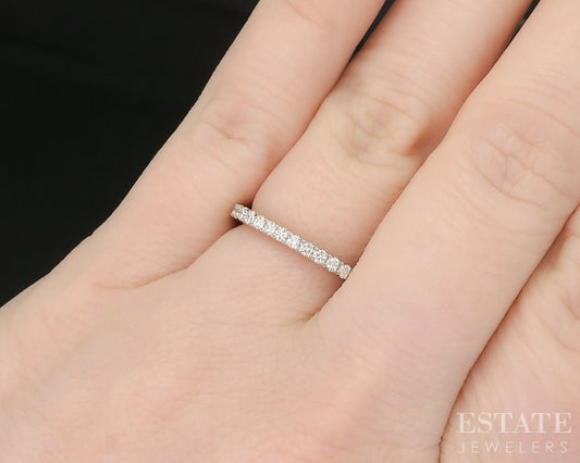 14k White Gold Natural .08ctw Diamond Ladies Wedding Band 2.0g p19109